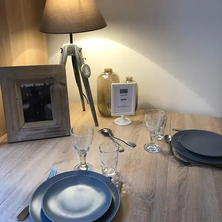 Les Petits Lägenhet Versailles