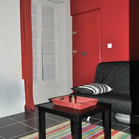 Les Petits Lägenhet *