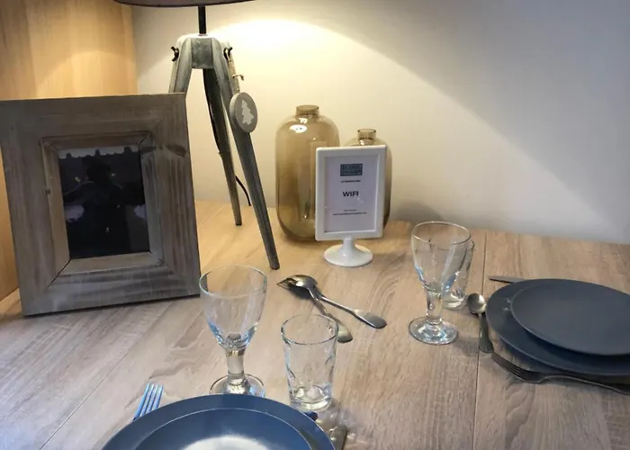 Les Petits Apartamento Versalles