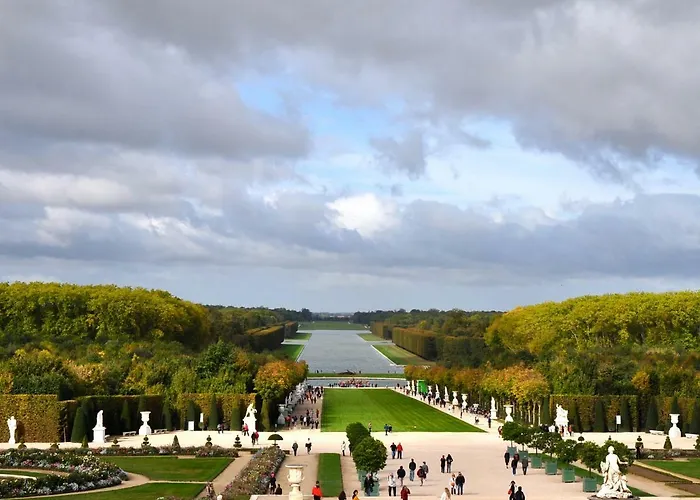 Les Petits Apartamento Versalles